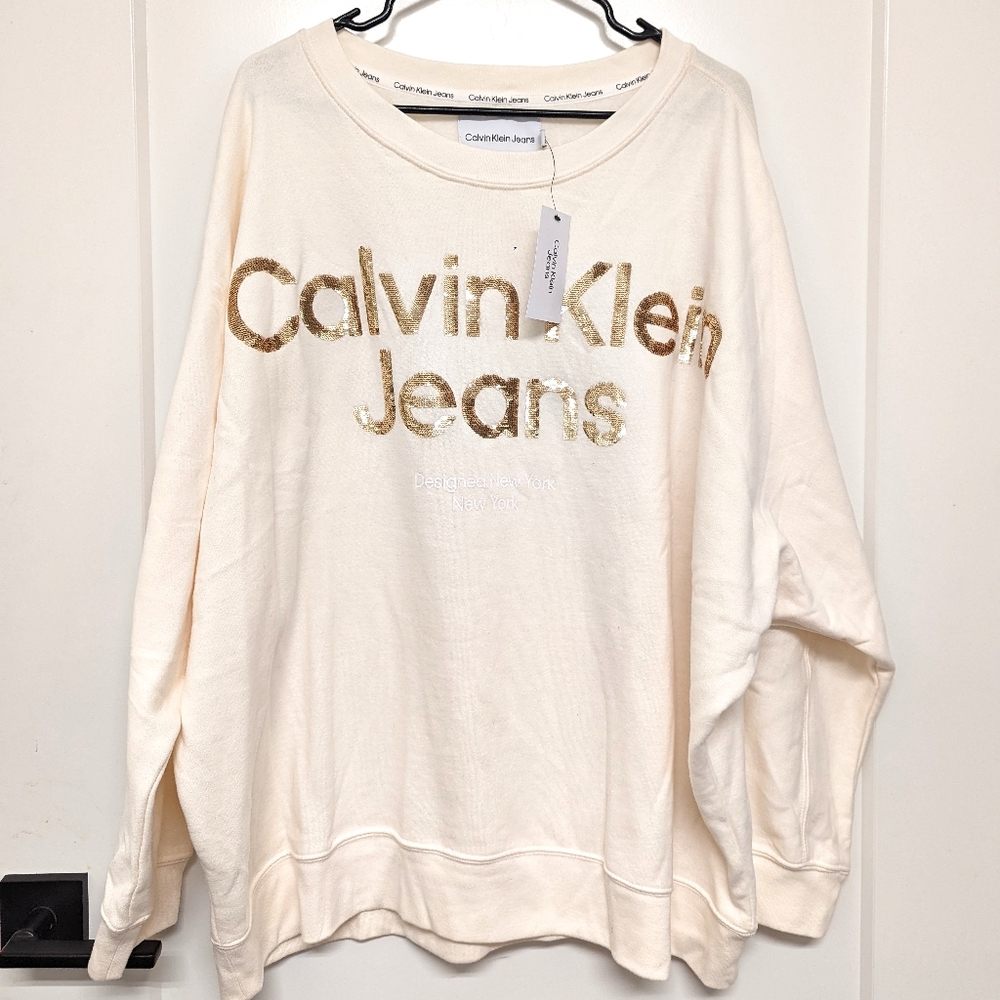 NWT Calvin Klein sweatshirt